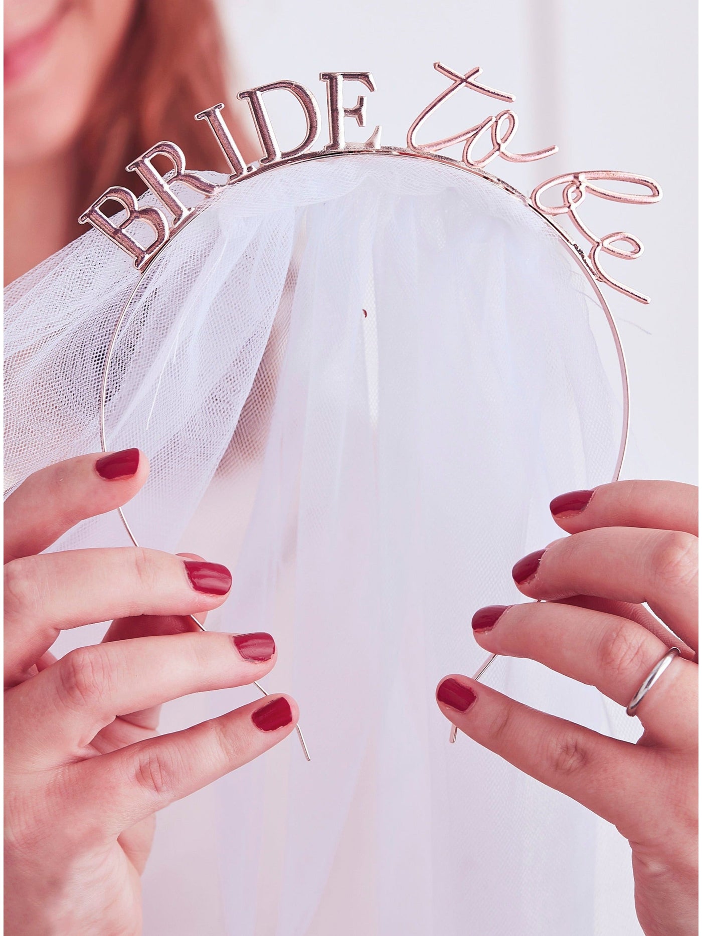 Metal Bride to Be Hen Party Veil headband