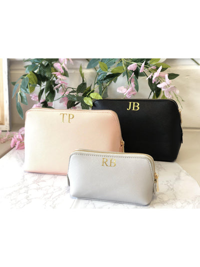 Personalised make-up bag with gold foil monogram